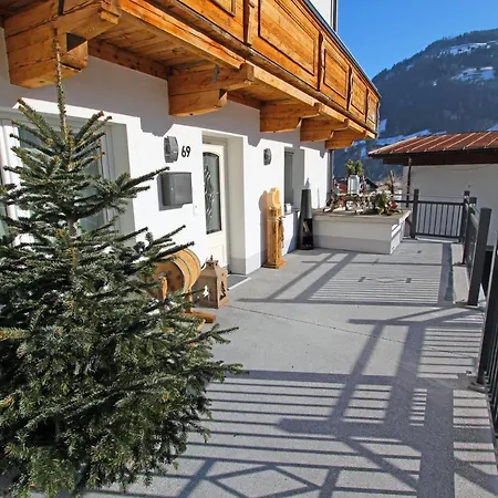 Haus Waldeck - Bergwelten Hippach