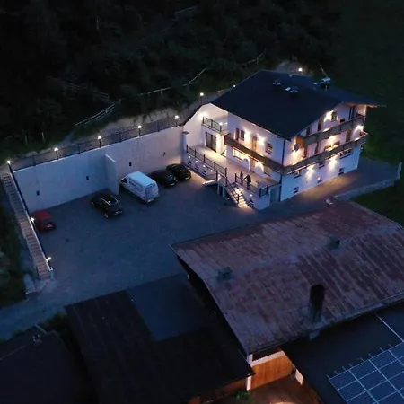 Haus Waldeck - Bergwelten شقة