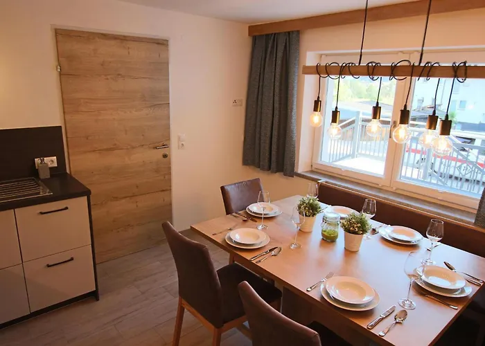 Haus Waldeck Апартаменты *