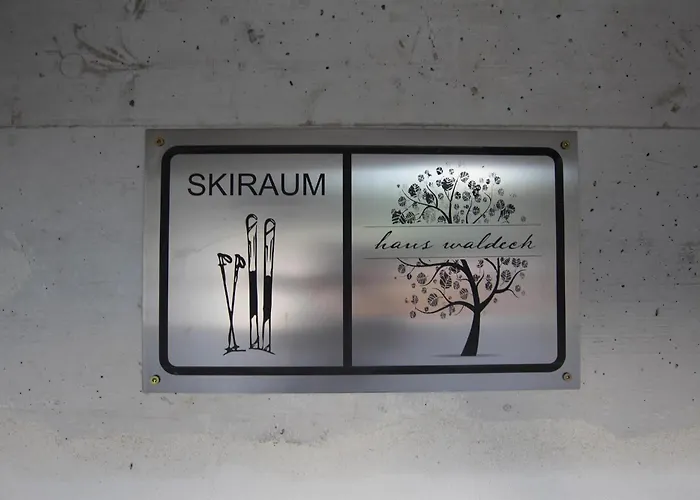 Haus Waldeck Апартаменты Хиппах