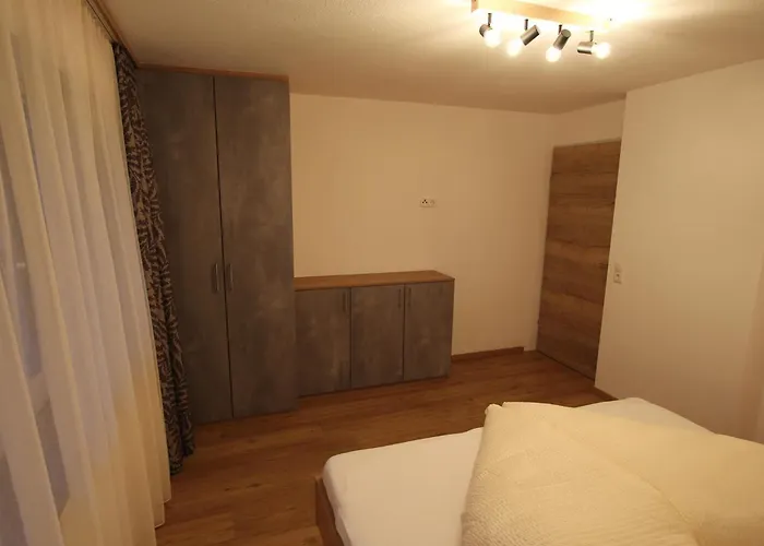 Haus Waldeck * Хиппах