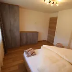 Haus Waldeck דירה *